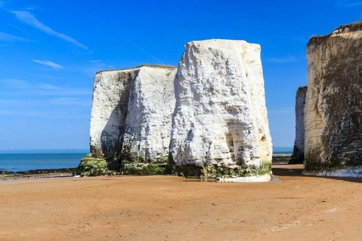 Picturesque Seaside Cottage Next To Viking Bay - Broadstairs Zewnętrze zdjęcie